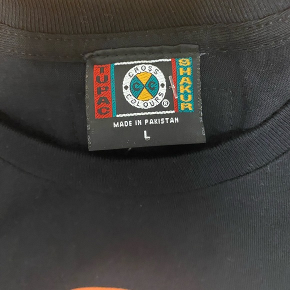 Tupac T-shirt | Cross Colours - Picture 4 of 6